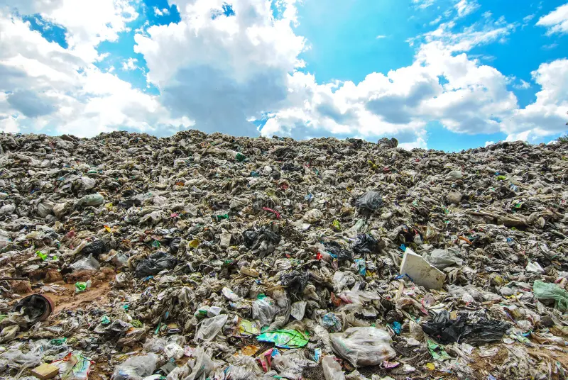 Risiko Kesehatan Akibat Limbah Plastik, Wajib Tahu!